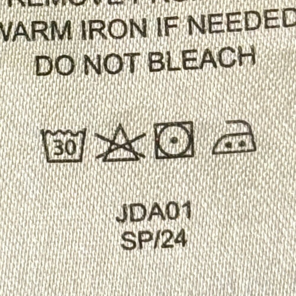 Like new Quince European Linen Classic Mini Gingham Shorts Size Large - Picture 7 of 9